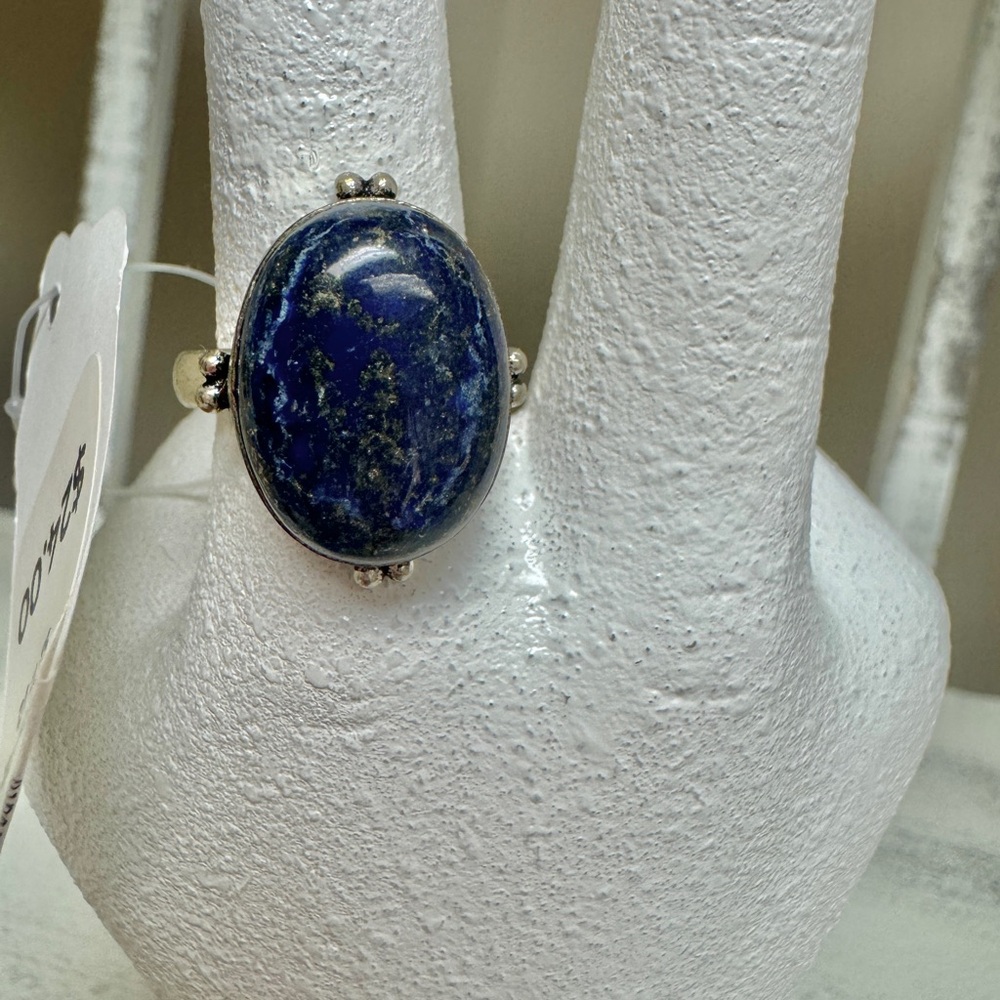 Sterling Silver & Blue Lapis Gemstone Stone Ring - Picture 5 of 6